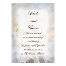 Invitación floral blanca de la boda/de la fuga
