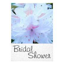 Invitación nupcial de la ducha de la flor blanca