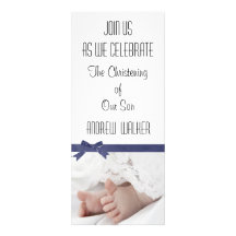 Invitación personalizada del bautizo para el bebé