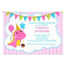 Invitación rosada de la fiesta de cumpleaños de lo
