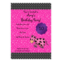 Invitación rosada linda del cumpleaños de la vaca
