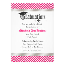 Invitación rosada y blanca de la graduación de Che invitaciones