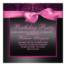 Invitación rosada y negra del estampado de zebra d