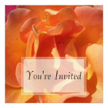 Invitaciones ascendentes cercanas del rosa comunicados personalizados