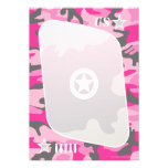 Invitaciones rosadas de Camo Anuncio Personalizado