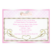 Invitaciones rosadas de la fiesta de bienvenida al anuncio