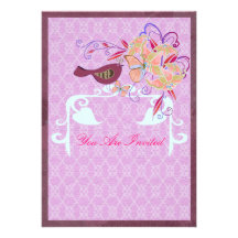 Invitaciones rosadas del pájaro anuncio