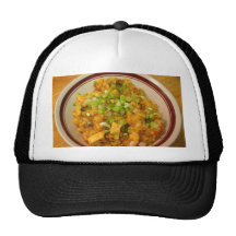 Jambalaya que cocina la comida de la cena gorras