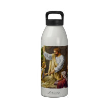 Jesús cura a la niña botellas de beber