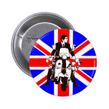 Jinete de la vespa con el fondo de Union Jack Pins