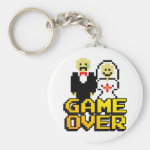 Juego sobre la boda (de 8 bits) llavero personalizado