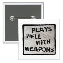 Juegos bien con las armas pins