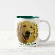 Juumelle tiene una taza de café