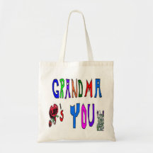 La abuela le ama bolsas de mano