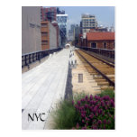 la alta línea cerca el nyc con barandilla tarjetas postales