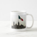 La Bandera de la estafa del EL Zocalo del DF del e Tazas De Café