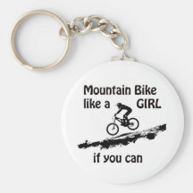 La bici de montaña tiene gusto de un chica llavero
