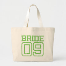 La bolsa de asas apenada verde de la novia 09