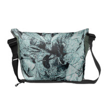 La bolsa de mensajero azul de la foto del montaje  bolsas de mensajería