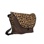 La bolsa de mensajero del modelo del estampado de  bolsas de mensajería