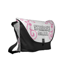 La bolsa de mensajero (rosada) de la marfil de la  bolsa messenger