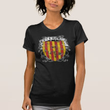 La camisa oscura de las mujeres de Cataluña