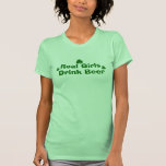 La camiseta de los chicas de la bebida de St Patri