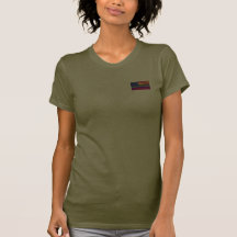 La camiseta gay de las mujeres de la bandera de lo
