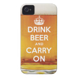 La cerveza divertida de la bebida y continúa Case-Mate iPhone 4 funda