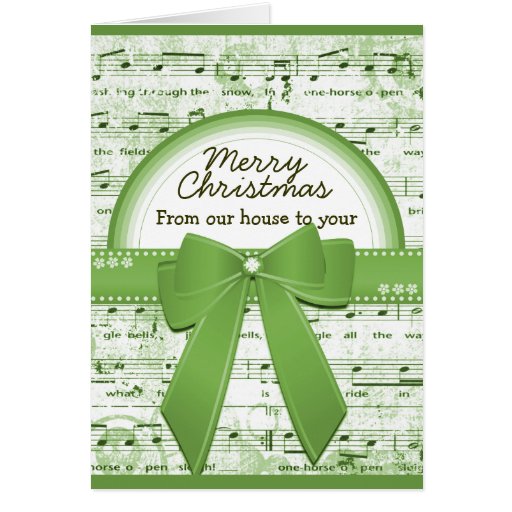 La cinta verde de las Felices Navidad observa la t