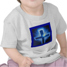 La cruz retroiluminada azul camiseta