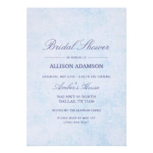 La ducha nupcial del estampado de flores rústico a invitaciones personales 