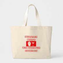 La enfermera pediátrica… trabajará para los cóctel bolsa de mano