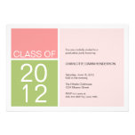 La graduación rosada moderna de la clase del bloqu invitación
