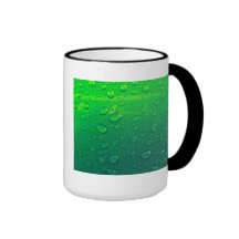 la imagen verde de restauración de la lluvia/riega tazas