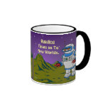 La lectura nos lleva a los nuevos mundos tazas de café