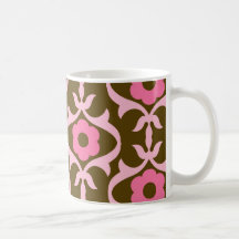 la primavera marrón y rosada florece el damasco taza