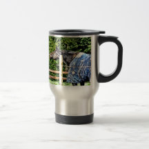La sonrisa y el mundo sonríe con usted taza de café