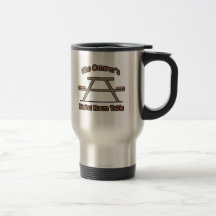 La tabla del comedor de los campistas taza de café