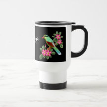 La taza verde del viaje de la urraca