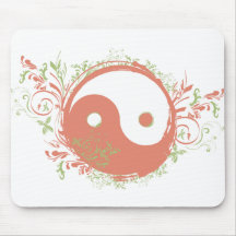 La yoga habla: Símbolo coralino bonito de Yin-Yang Alfombrilla De Ratones