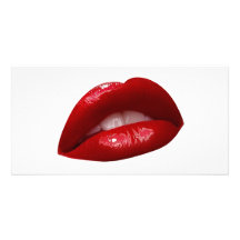 Labios rojos deliciosos del lápiz labial de la muj tarjetas fotográficas 