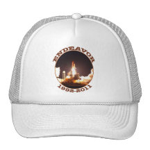 Lanzamiento final del esfuerzo del transbordador e gorro de camionero