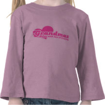 Las abuelas son mamáes con las porciones de helar camiseta