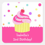 Las etiquetas de los pegatinas del cumpleaños de l