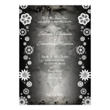 Las flores blancas en un negro/un gris apenaron el invitaciones personales 