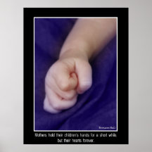 Las manos de los niños posters
