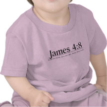 Lea el 4:8 de James de la biblia Camisetas