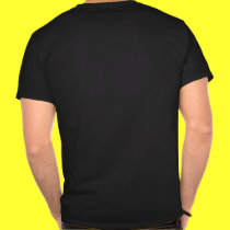 Leones lindos de la historieta en la camiseta del  camisetas