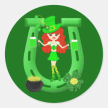 Leprechaun del chica del Redhead del día del St Pa Etiqueta